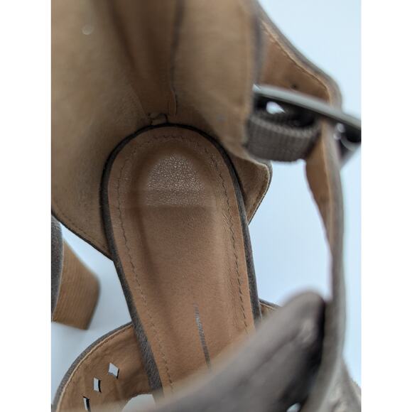 Report | Rosalet Cutout Heels Leather Western Style | Size 8 - Picture 6 of 8